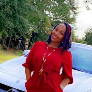 Meet your Posher, Jerita